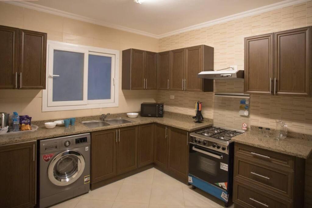 Parkside Boutique 3 Bbr Serviced Apartment - Ocean Blue - Near Airport Kaherah Luaran gambar